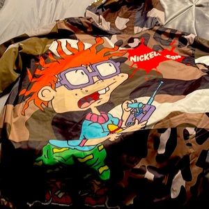 I’ve only worn once don’t like it.. it’s not my style